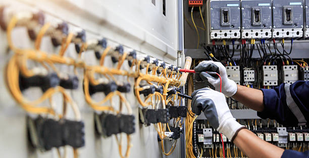 Professional Electrician technician working in Northlake, TX